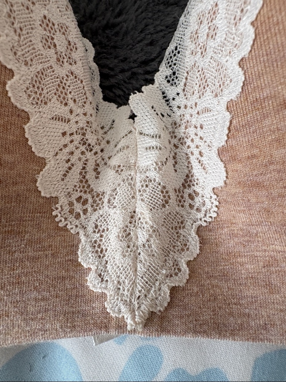 EUC PINK Everyday Lace-Trim Lightly Padded Wireless Bra Light Beige 34C - Picture 7 of 8